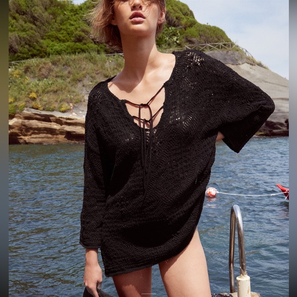 Zara textured hand knit openwork mini dress tunic, made in turkey - Picture 2 of 7